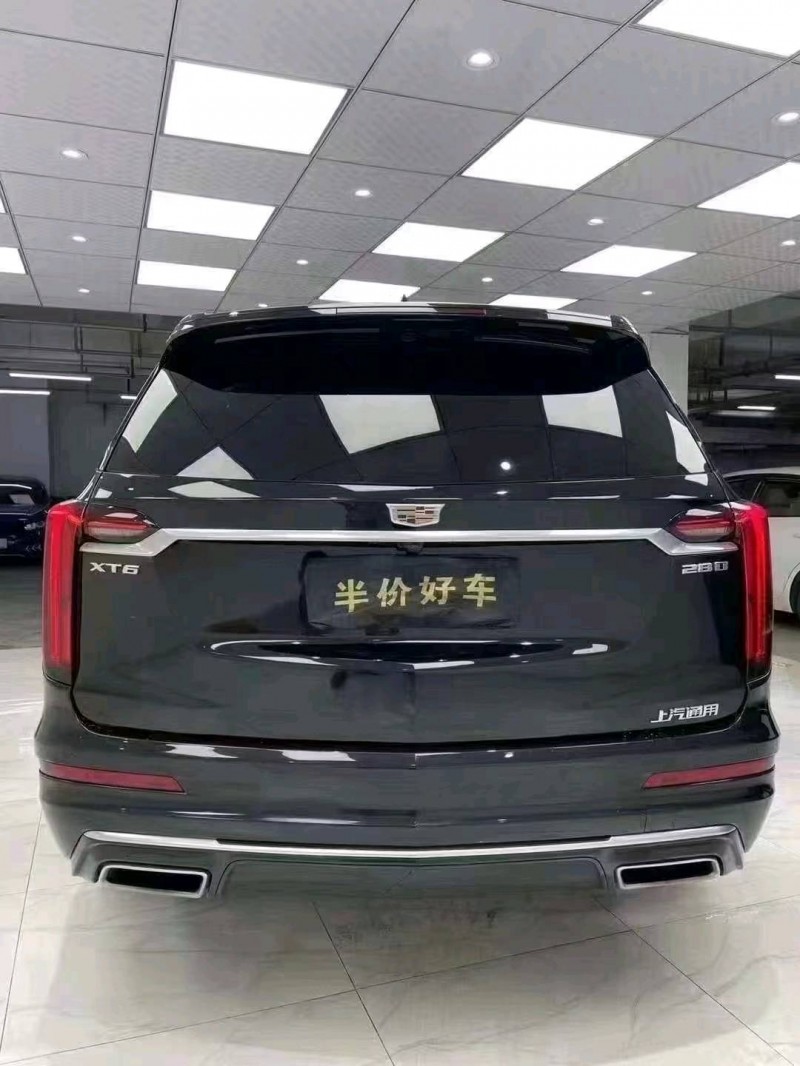 成都20年凯迪拉克XT65