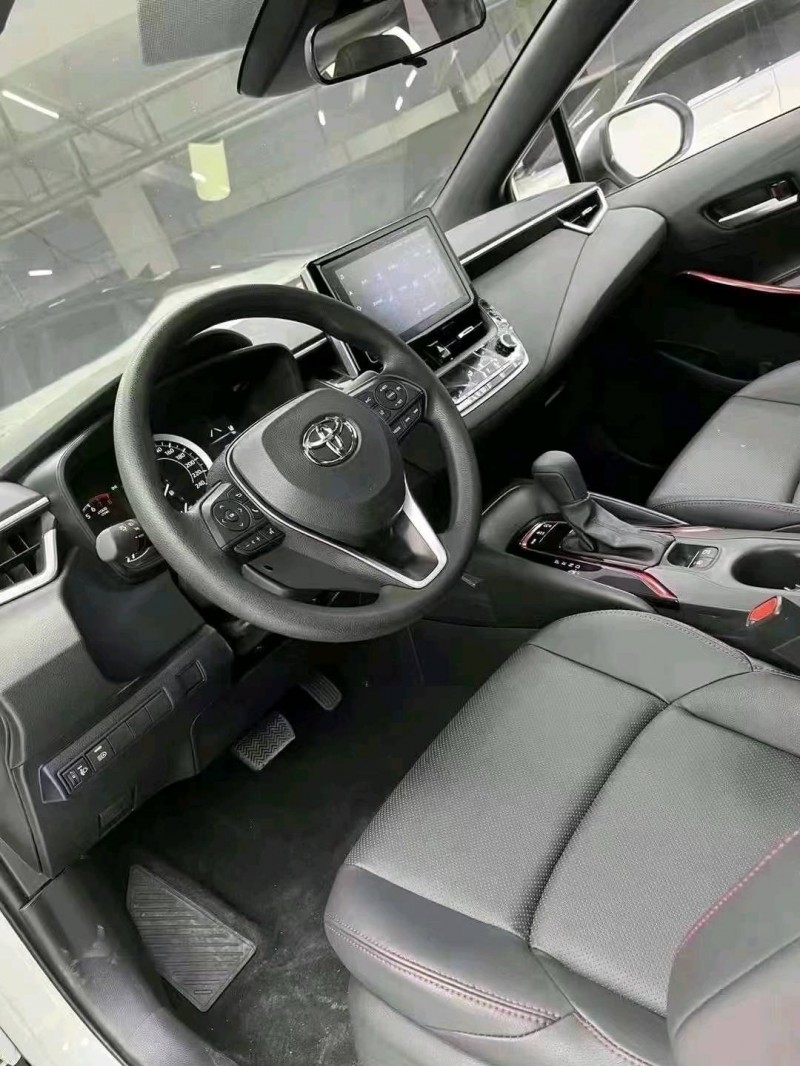 成都22年丰田雷凌6