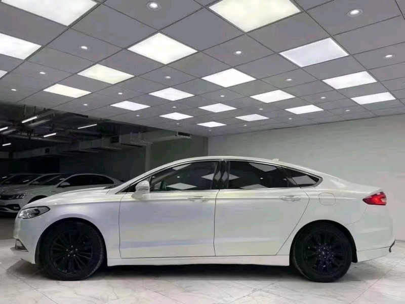 成都17年福特蒙迪欧3