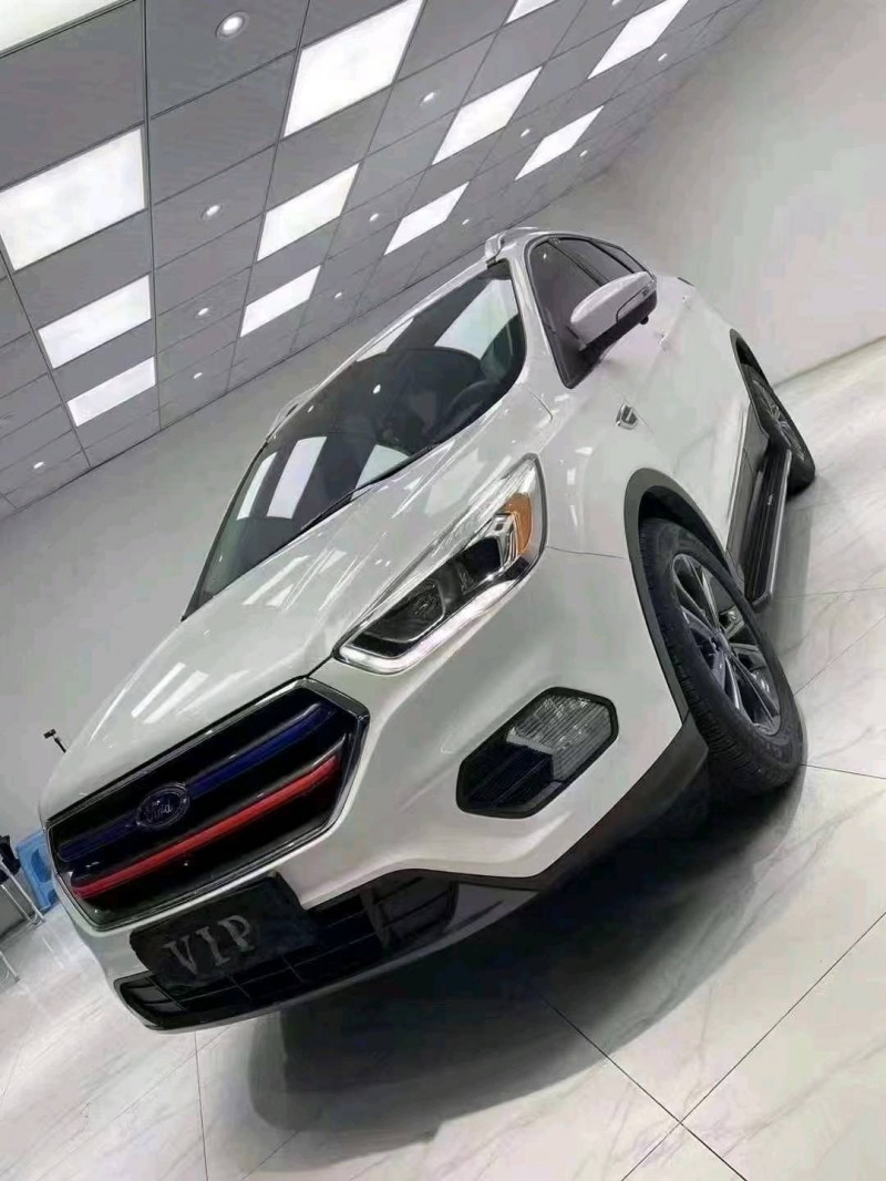 成都20年福特翼虎4