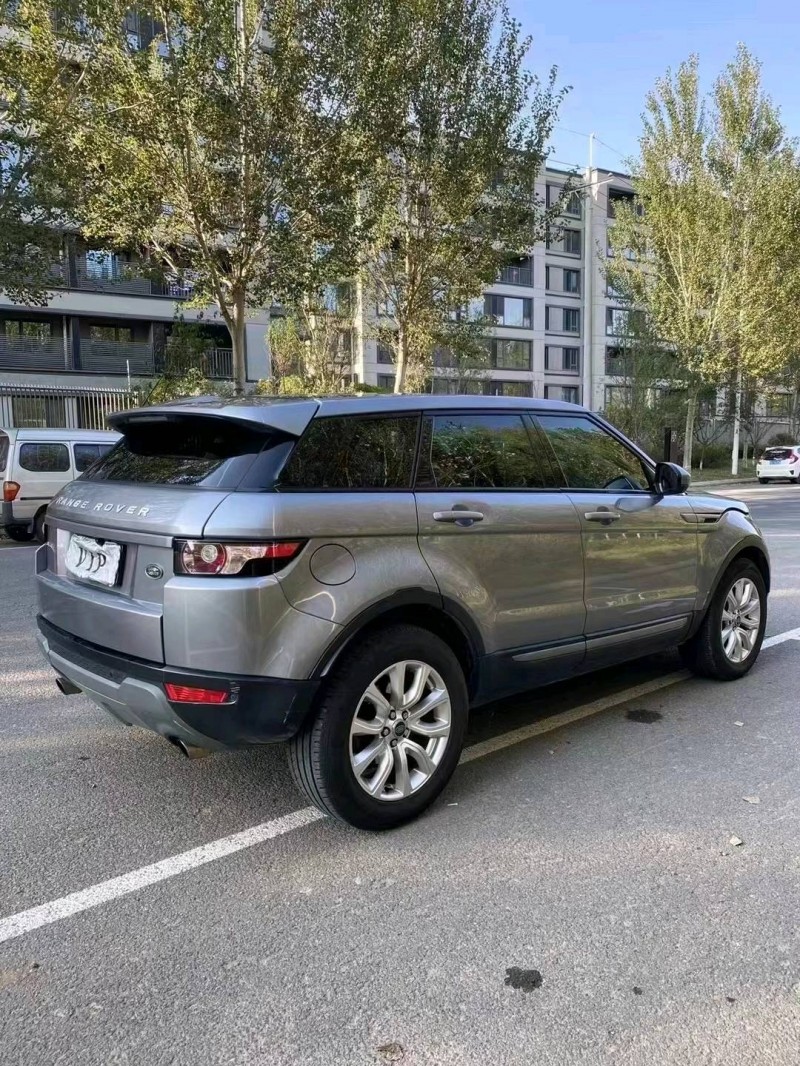 沈阳14年路虎极光5