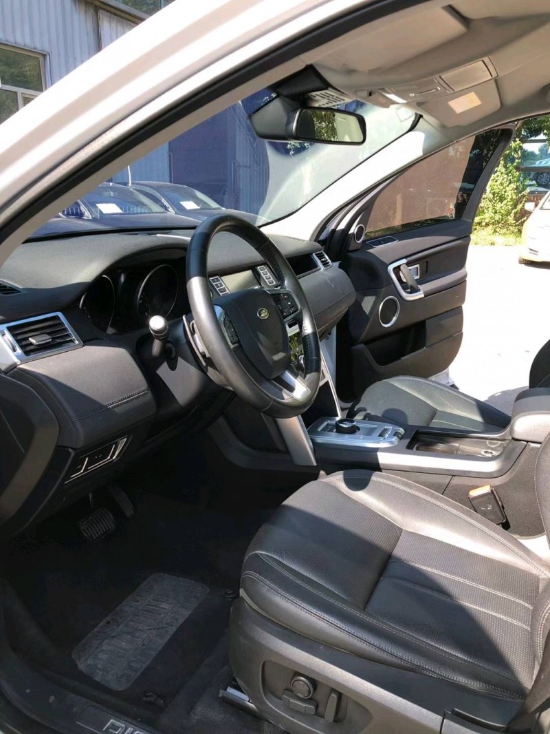 沈阳17年路虎发现神行8