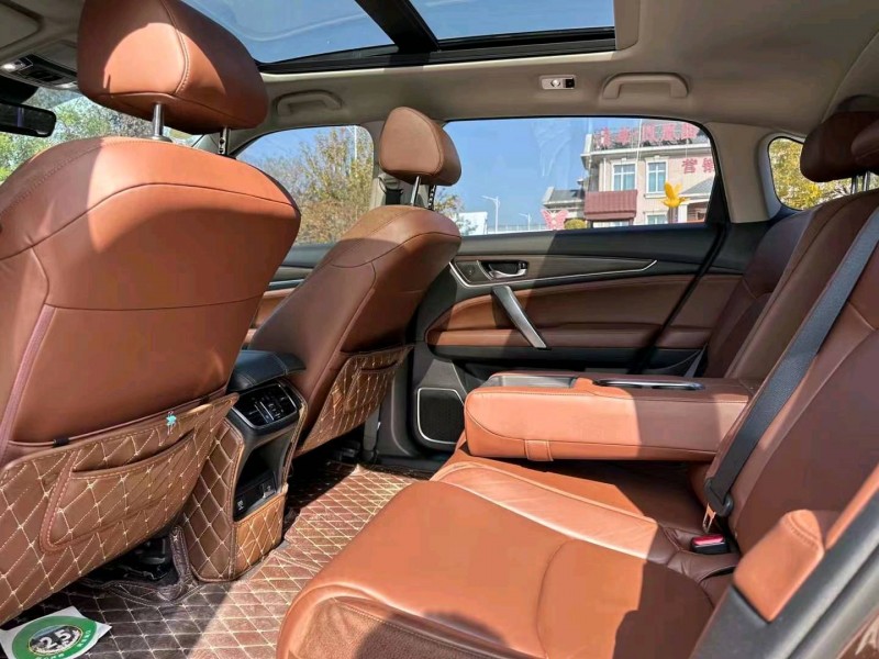 枣庄19年本田冠道8