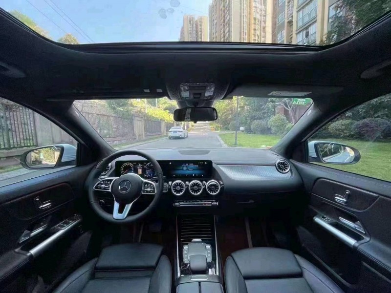 重庆22年奔驰GLA8