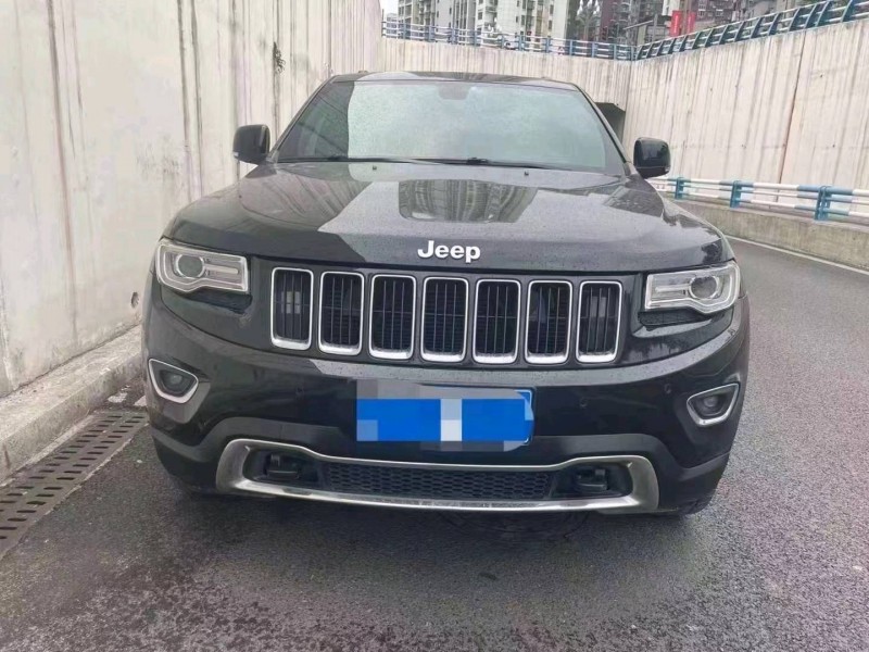 重慶16年Jeep大切諾基1