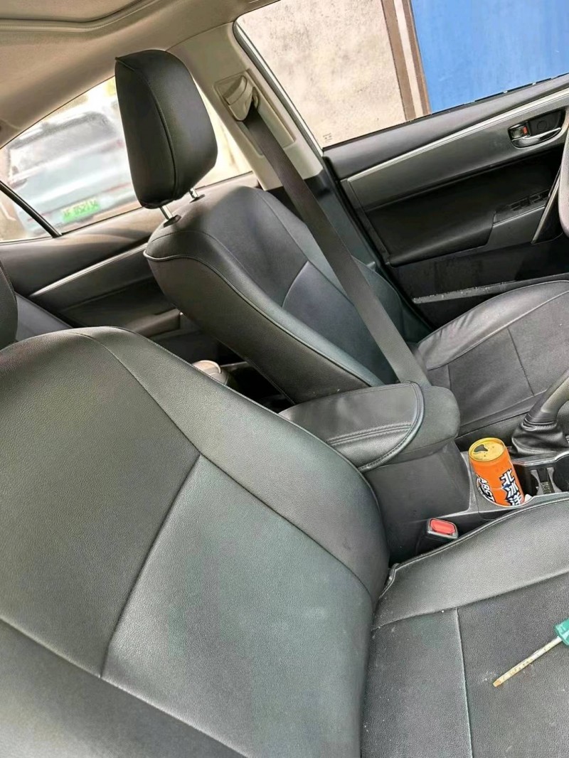 徐州17年丰田卡罗拉3