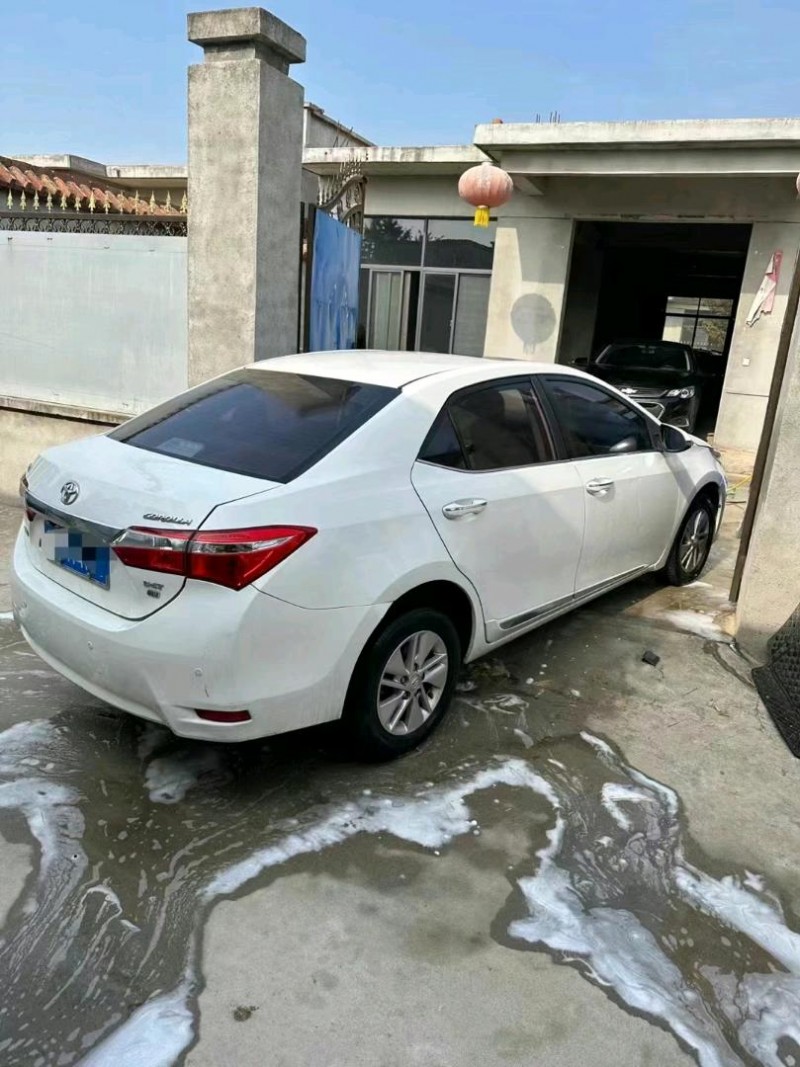 徐州17年丰田卡罗拉5