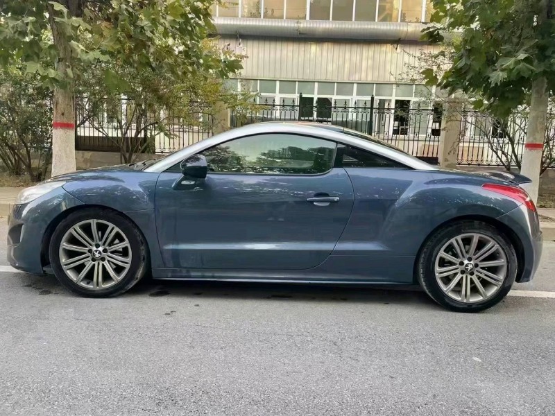 石家庄13年标致RCZ2
