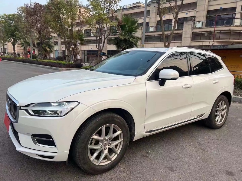 重庆20年沃尔沃XC603