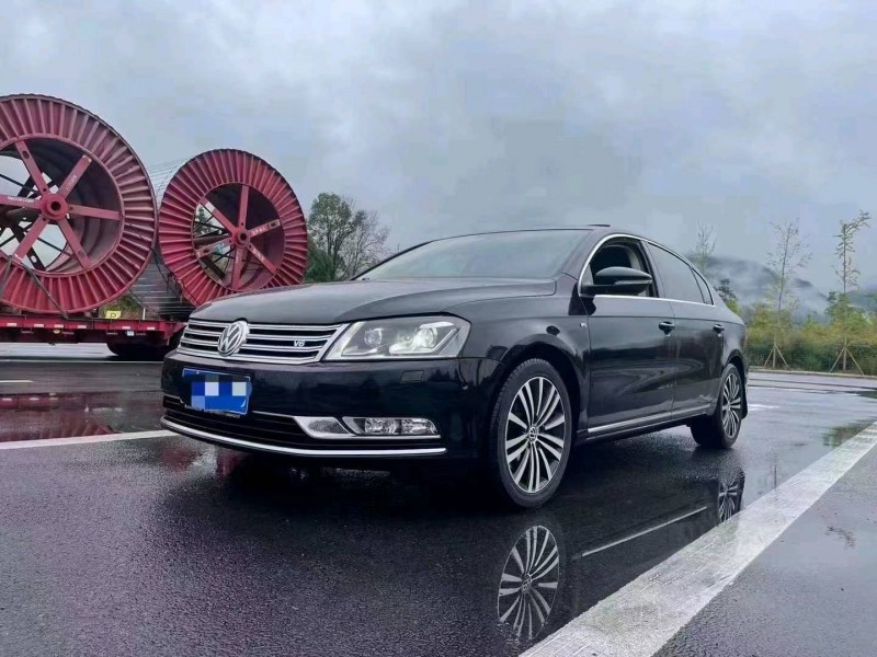 重庆14年大众迈腾4