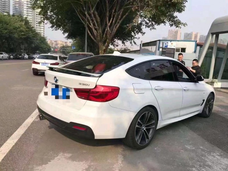 重庆18年宝马3系GT3