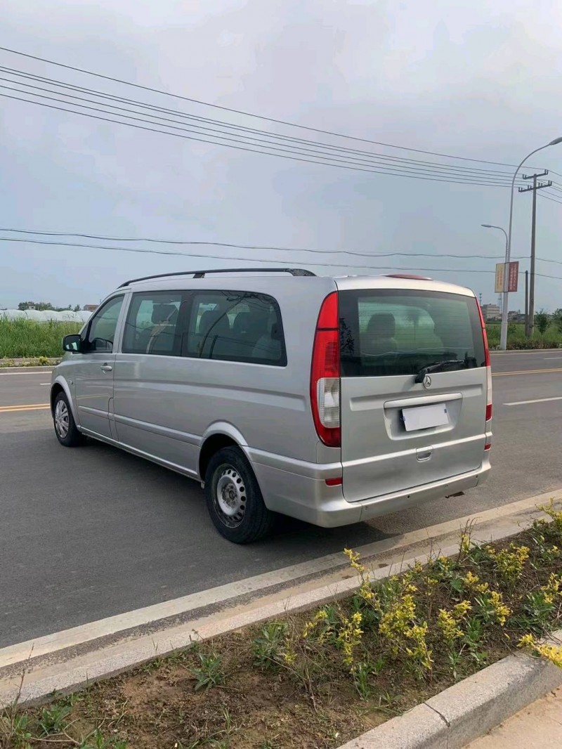 徐州12年奔驰威霆7