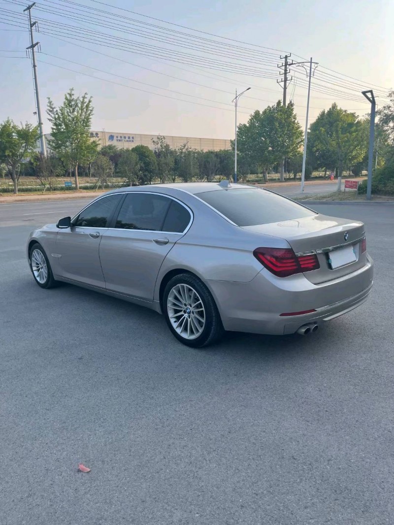 徐州15年宝马7系7