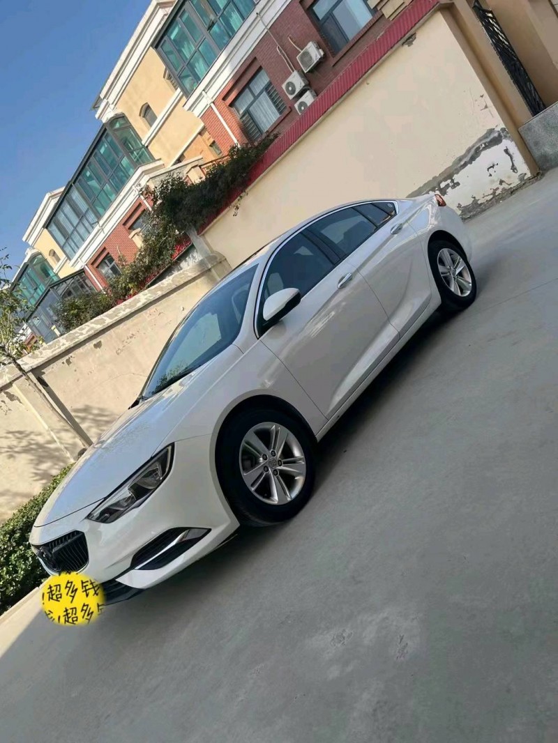 邢台18年别克君威3