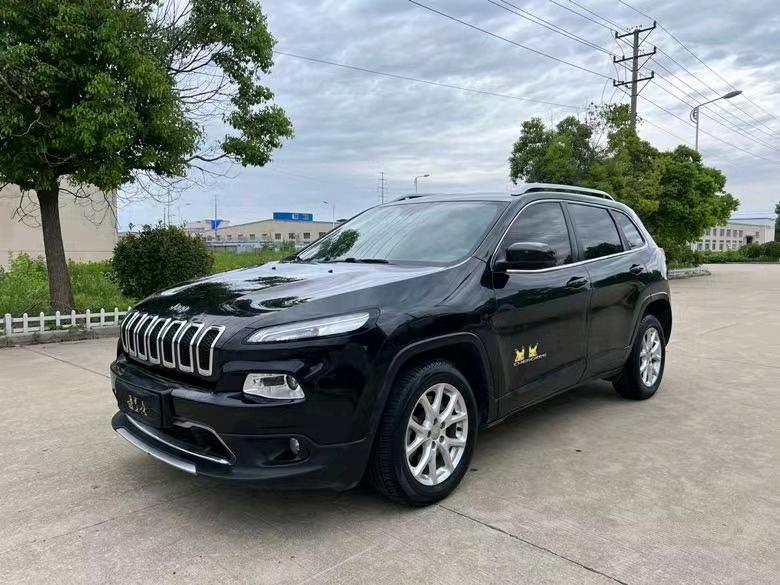 盐城18年Jeep自由光3