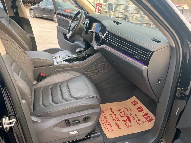 徐州19年大众途锐4