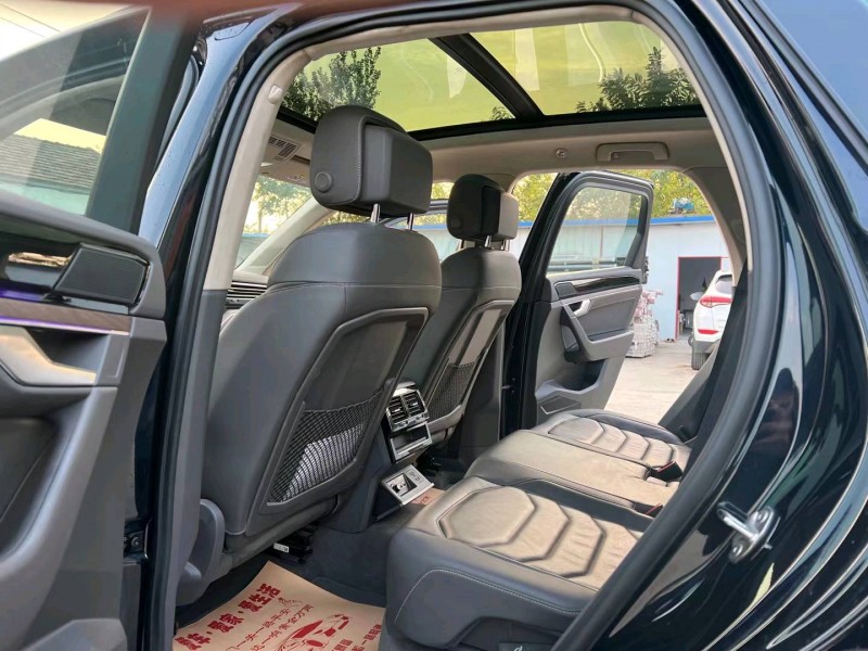 徐州19年大众途锐6