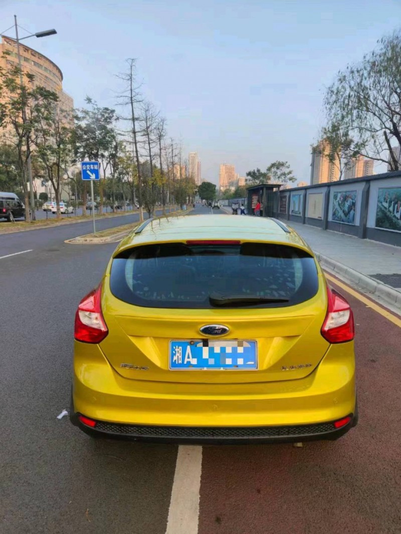 邵阳14年福特福克斯3