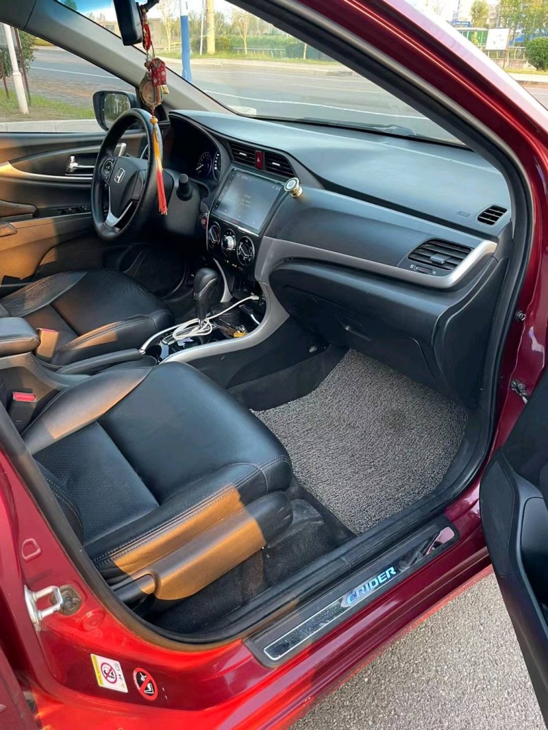 苏州17年本田凌派4