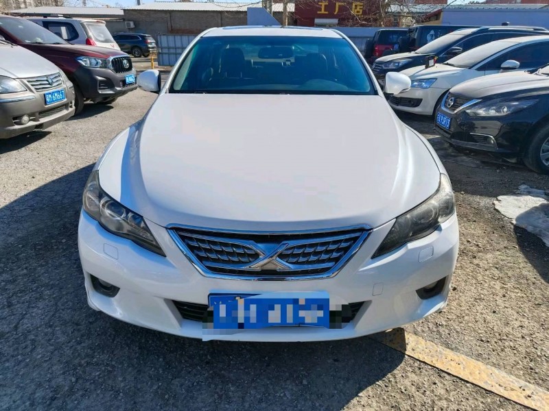 保定13年丰田锐志1