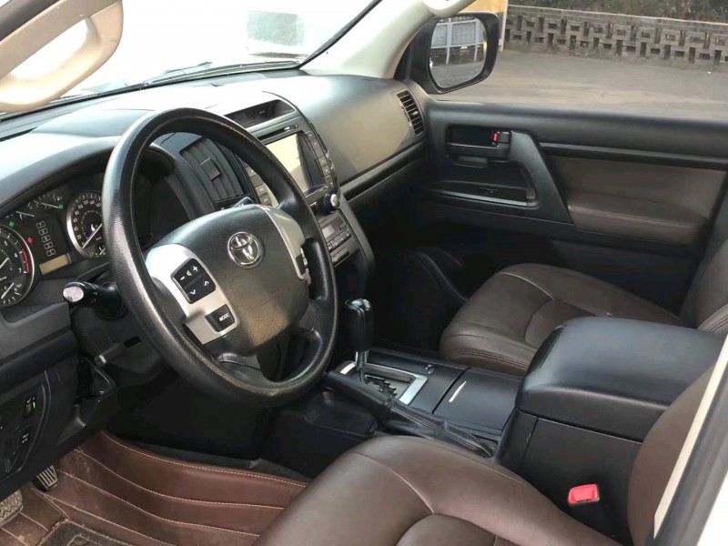 徐州14年丰田兰德酷路泽4