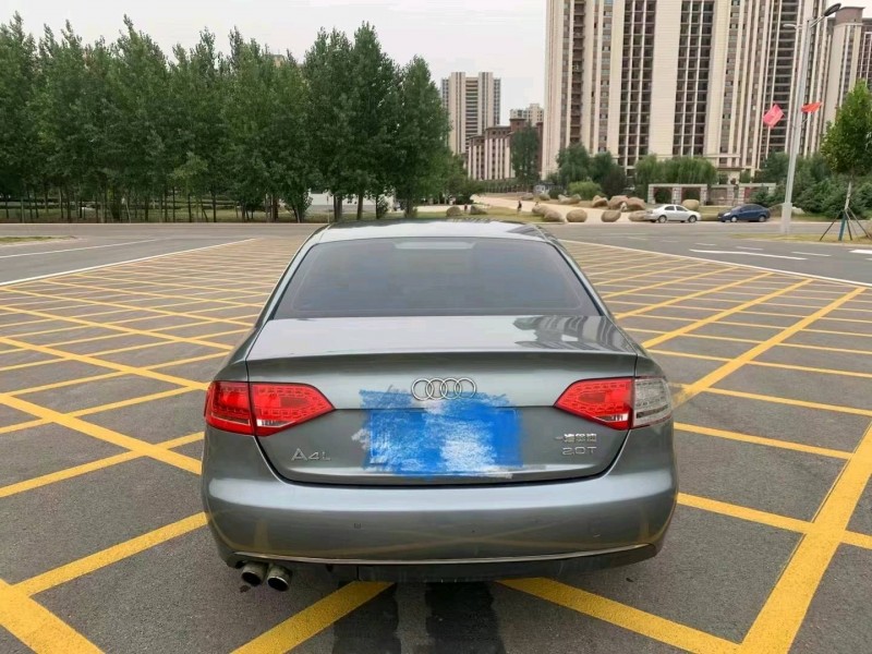 济南11年奥迪A4L8