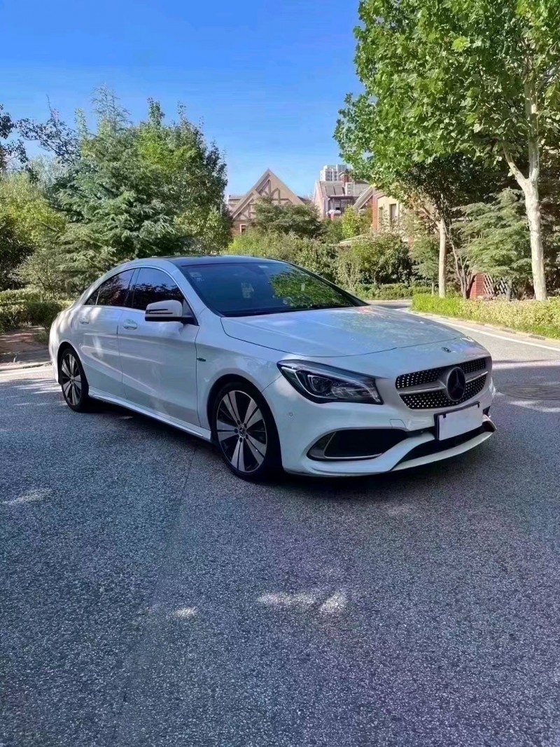 青岛18年奔驰CLA8