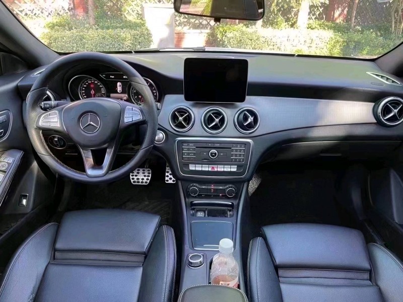 青岛18年奔驰CLA4