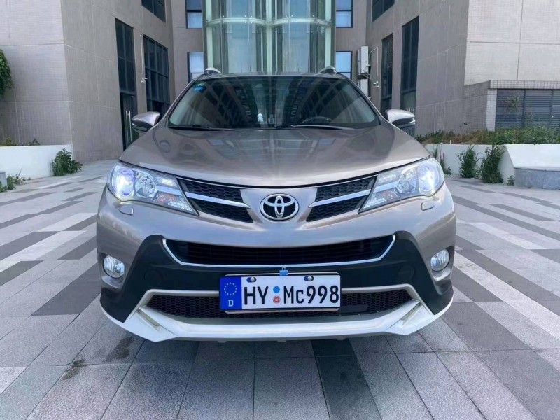 盐城14年丰田RAV4荣放1