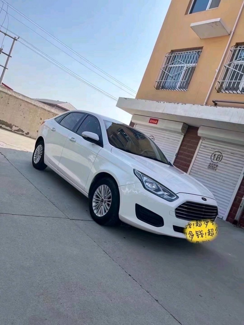 邢台18年福特福睿斯2