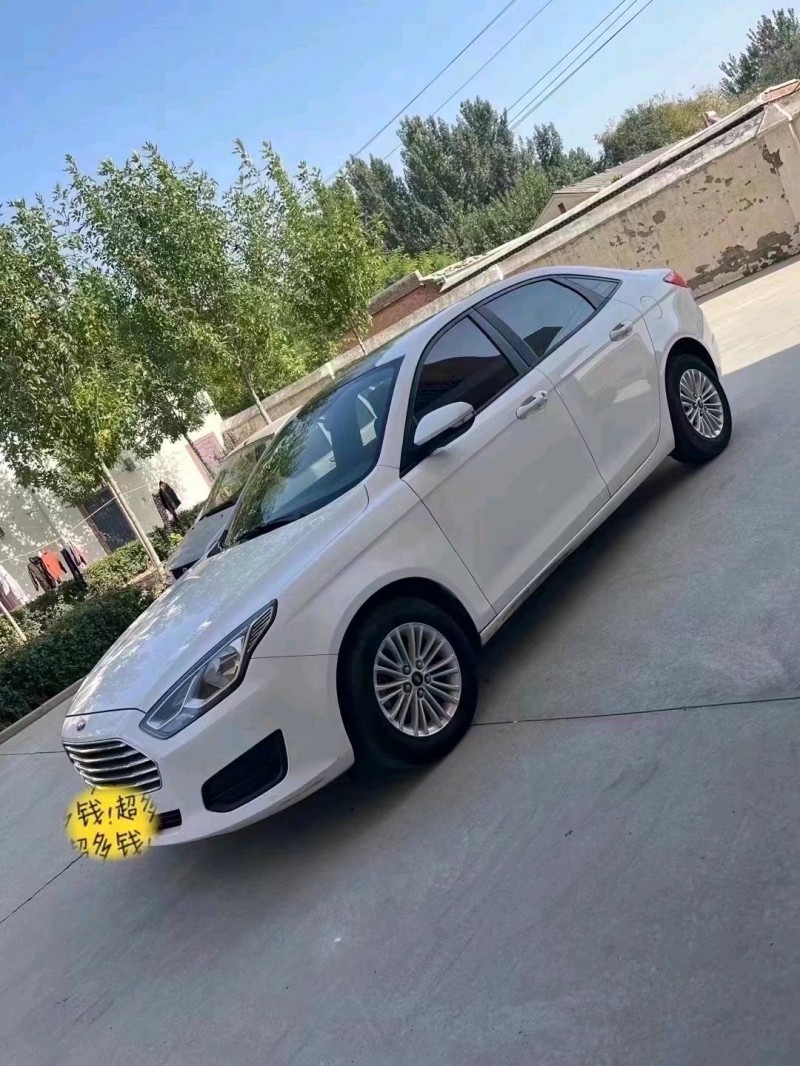 邢台18年福特福睿斯3