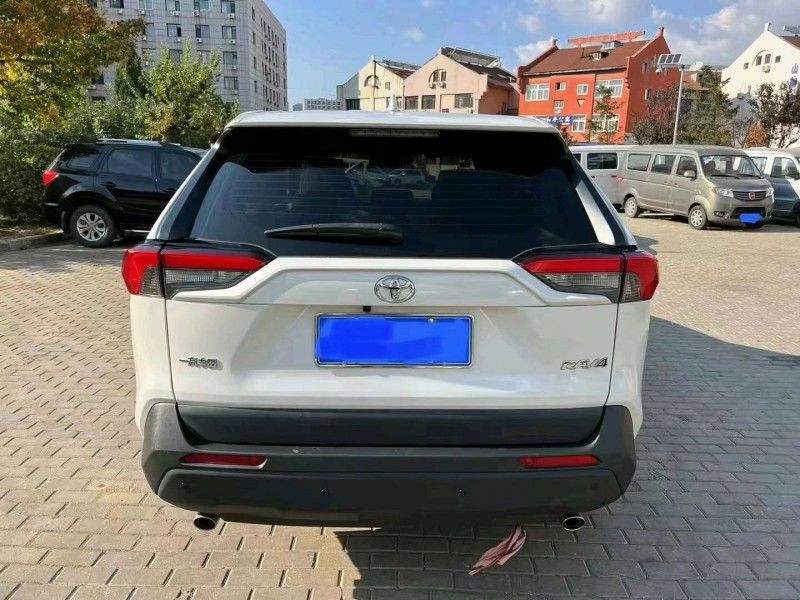 沈阳20年丰田RAV49