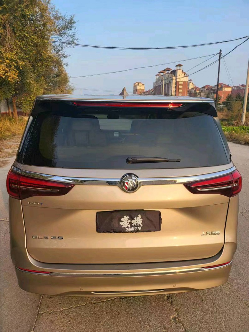 枣庄21年别克GL82