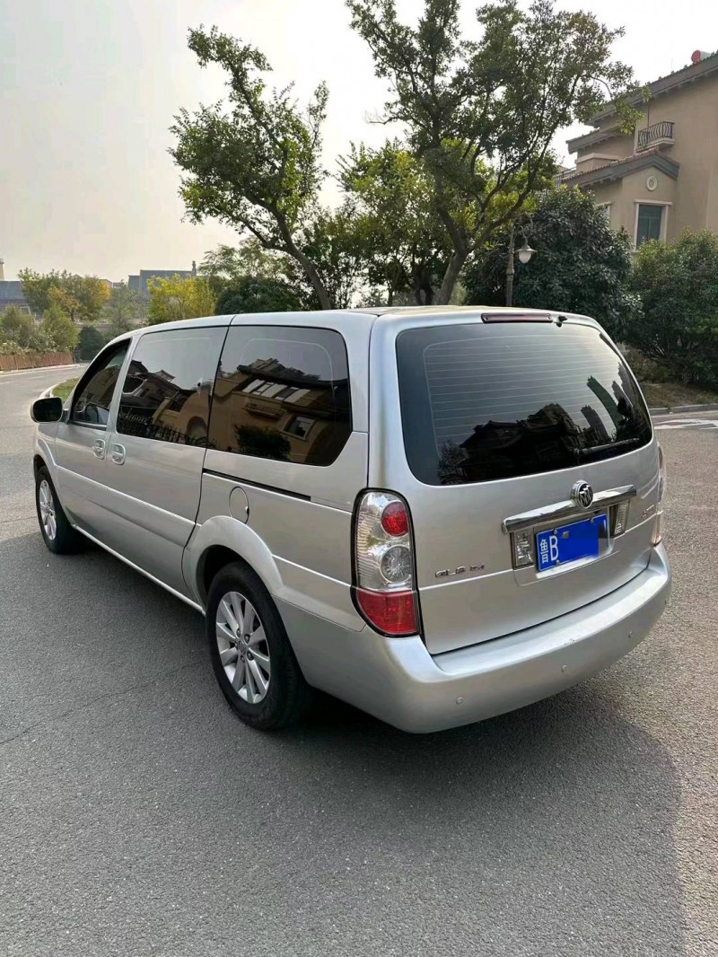 枣庄15年别克GL84