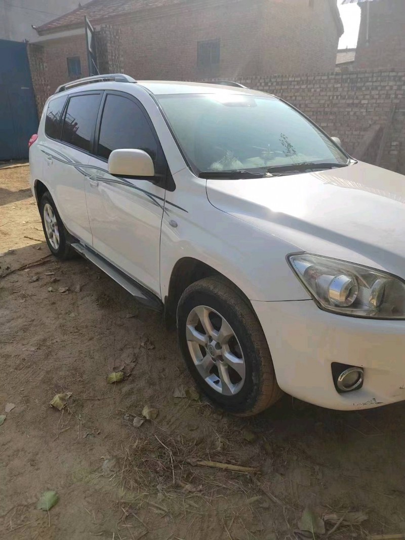 北京12年丰田RAV48