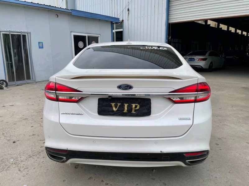 济宁17年福特蒙迪欧9