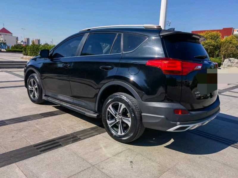 青岛16年丰田RAV4荣放5