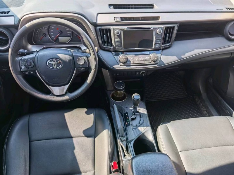 青岛16年丰田RAV4荣放8