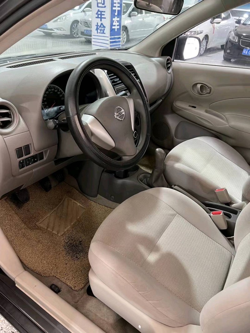 連云港14年日產陽光4