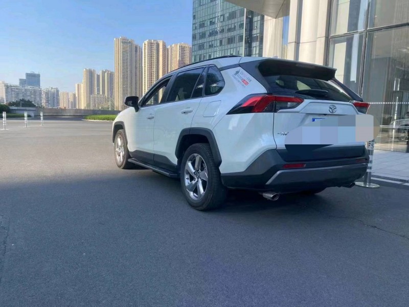 重庆20年丰田RAV4荣放7