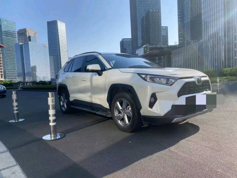 重庆20年丰田RAV4荣放8