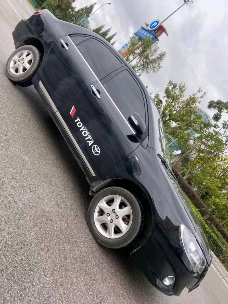 成都14年丰田花冠7