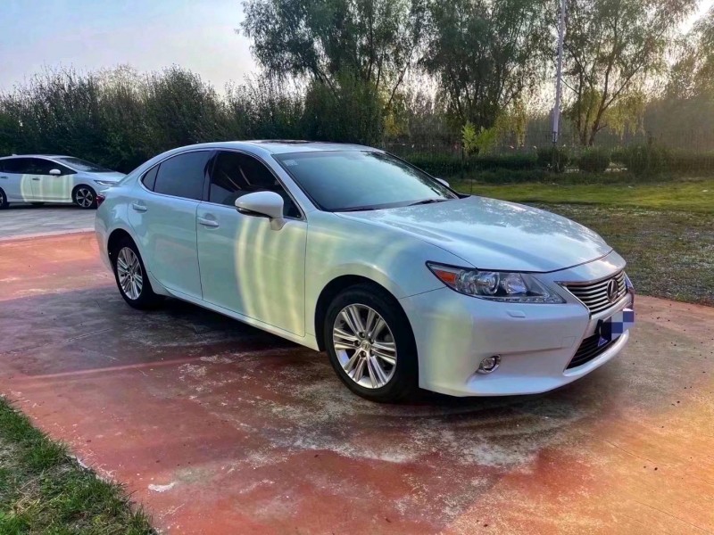 邯郸15年雷克萨斯ES2