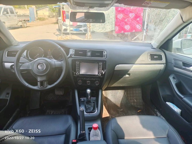 济南19年大众速腾4