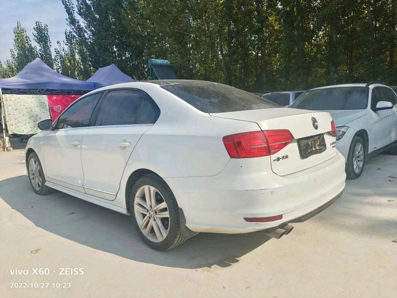 济南19年大众速腾8