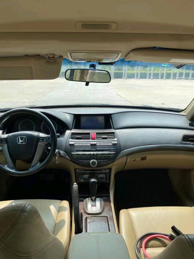 枣庄10年本田雅阁4