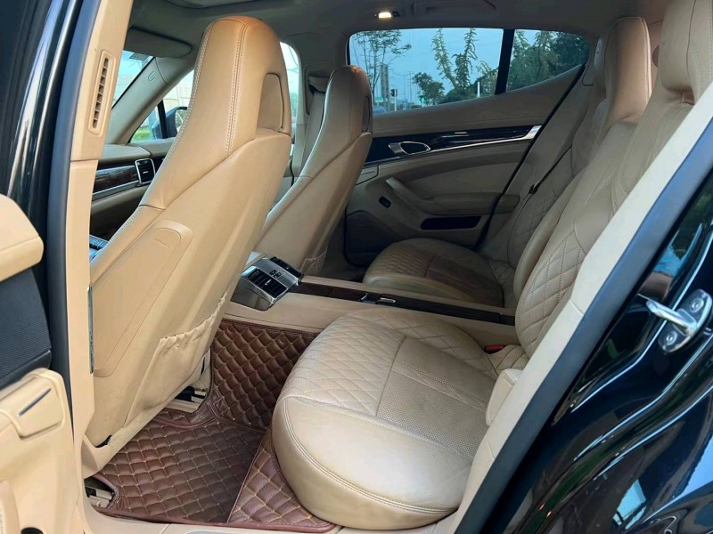 泰州10年保时捷帕拉梅拉4