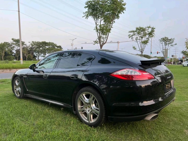 泰州10年保时捷帕拉梅拉3