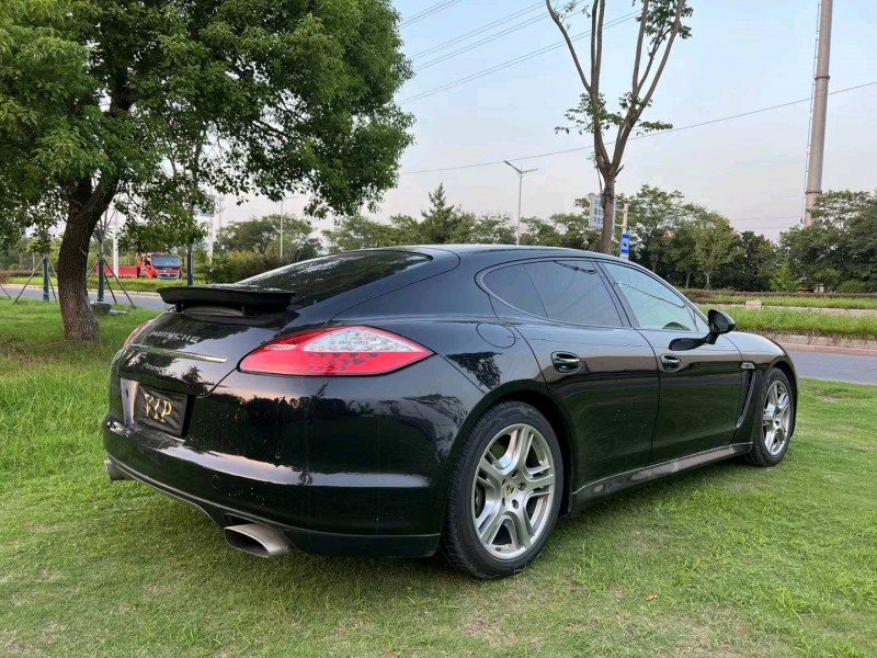 泰州10年保时捷帕拉梅拉1