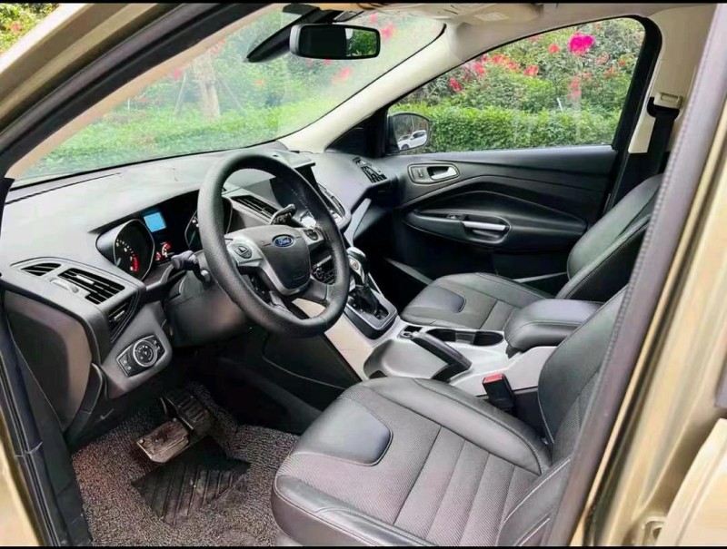 济南15年福特翼虎6